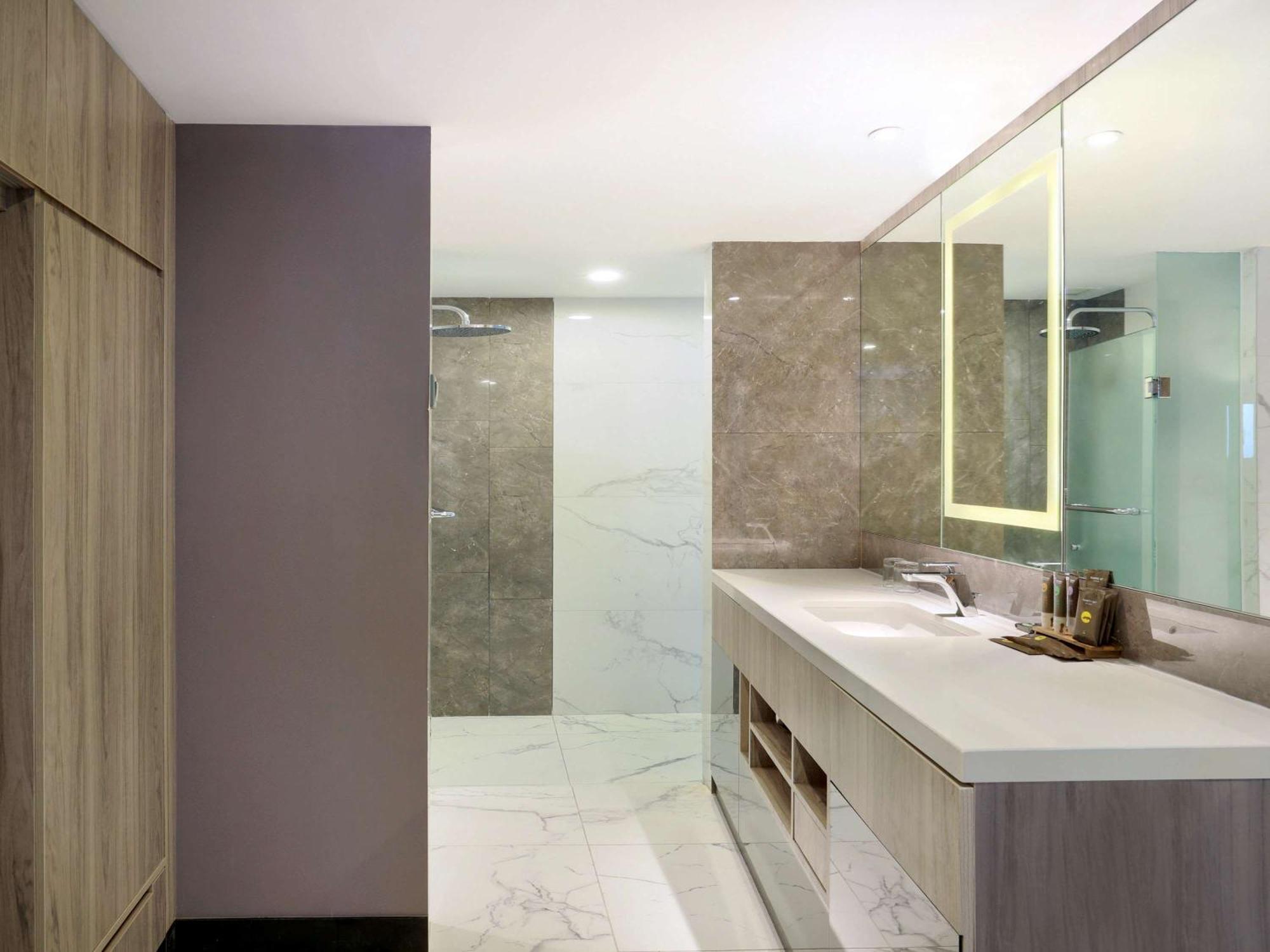 Novotel Suites Yogyakarta Malioboro Luaran gambar